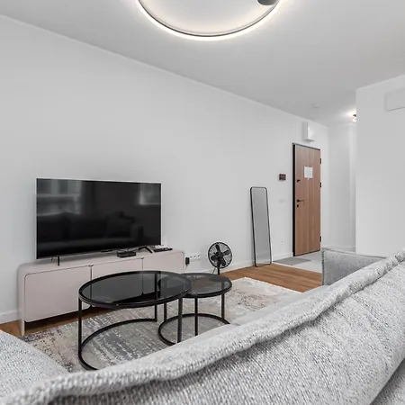 Chmielna 108a By Homeprime Apartament