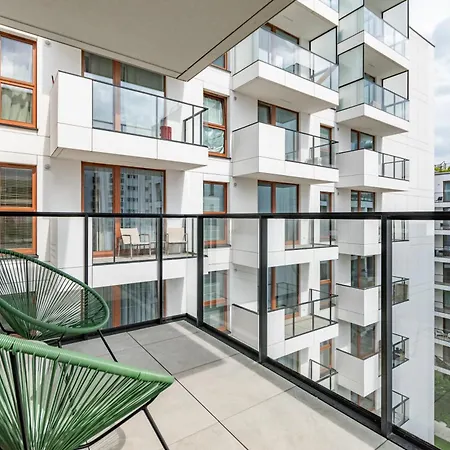 Chmielna 108a By Homeprime *