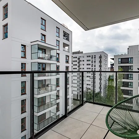 Chmielna 108a By Homeprime Apartament